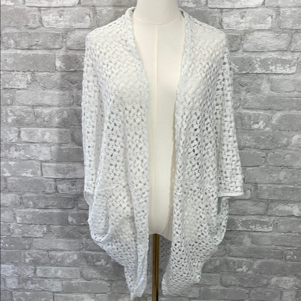 Easel White Lace Cardigan Wrap